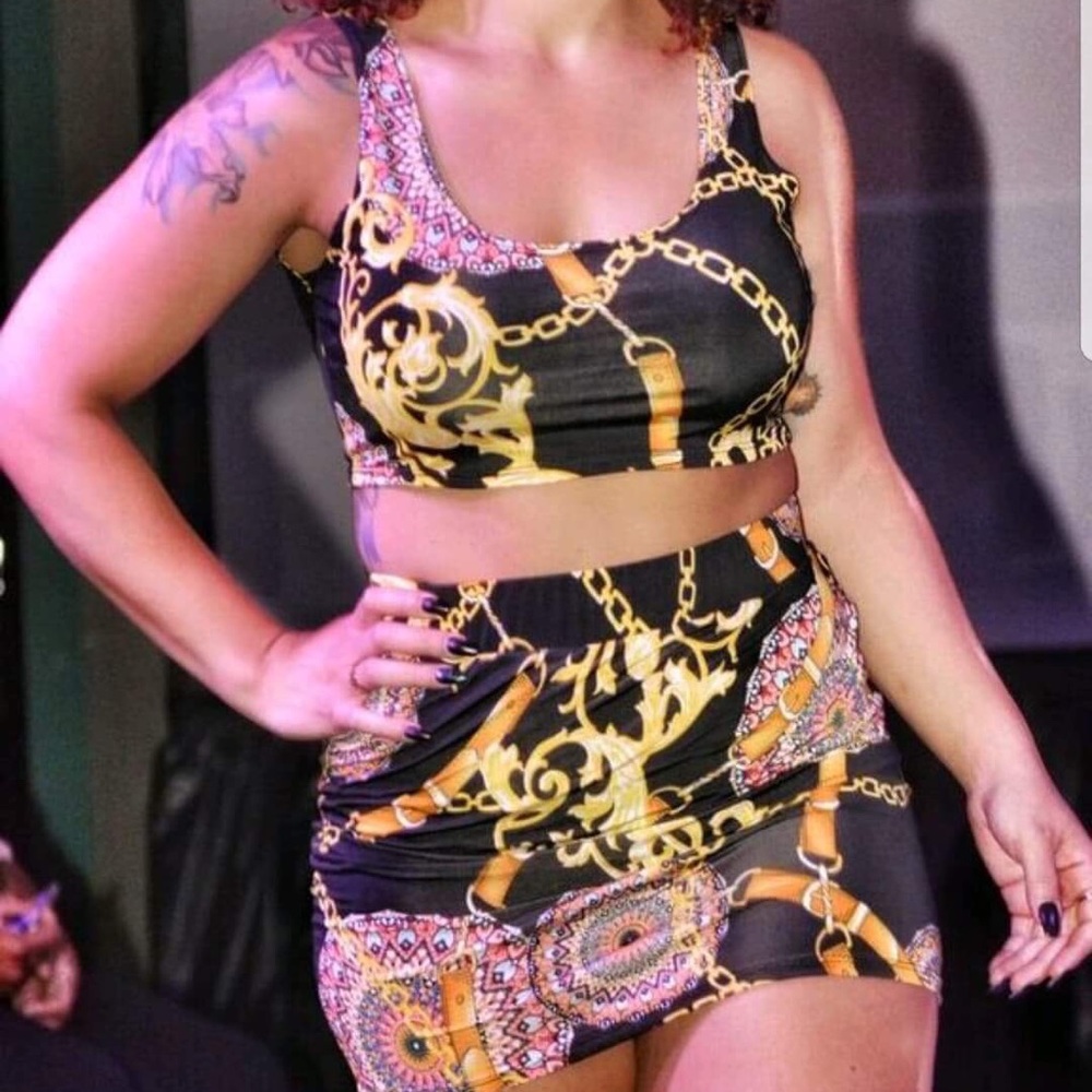 Belts & Chains Set - Picture 6 of 6